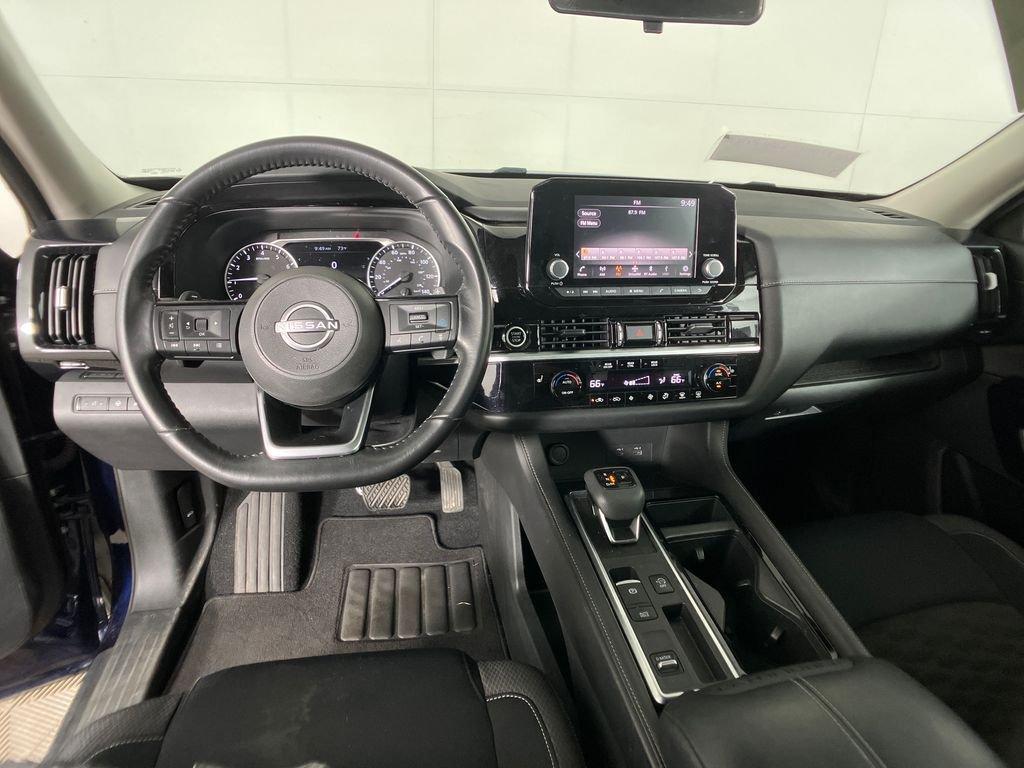 Nissan Pathfinder Sv - Thumbnail 8