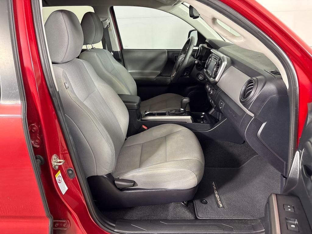 Toyota Tacoma Sr5 - Thumbnail 8