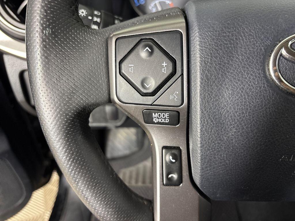 Toyota Tacoma Sr5 - Thumbnail 18