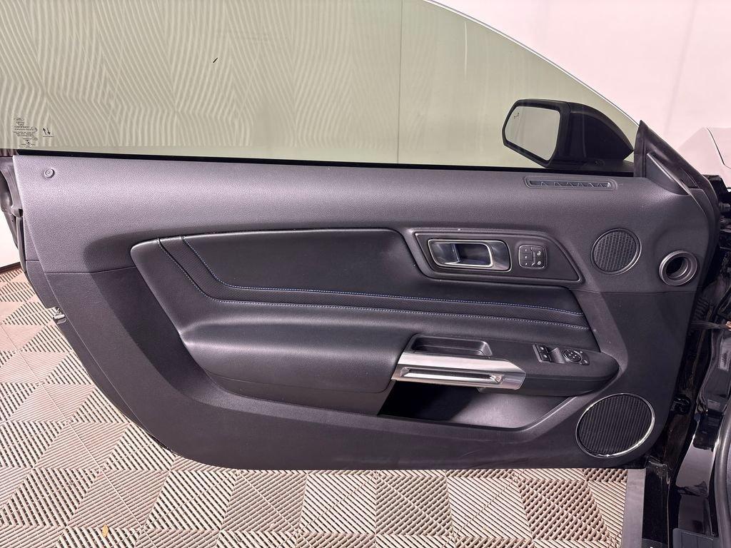 Ford Mustang Ecoboost Premium - Thumbnail 17