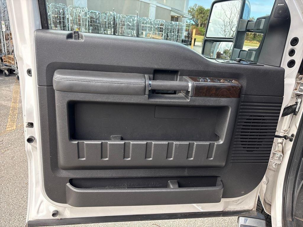 Ford F-250Sd Platinum - Thumbnail 16