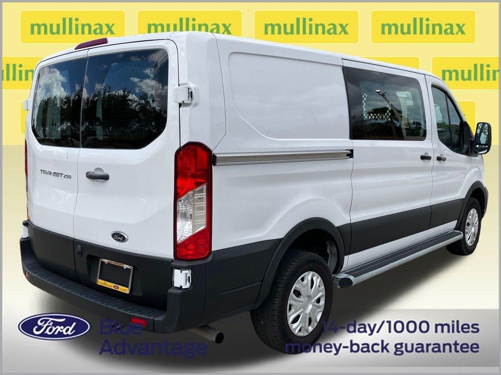 Ford Transit-250 Base - Thumbnail 5