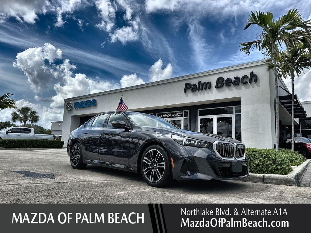 Bmw 5 Series 540I Xdrive Awd 4D Sedan - Thumbnail 2