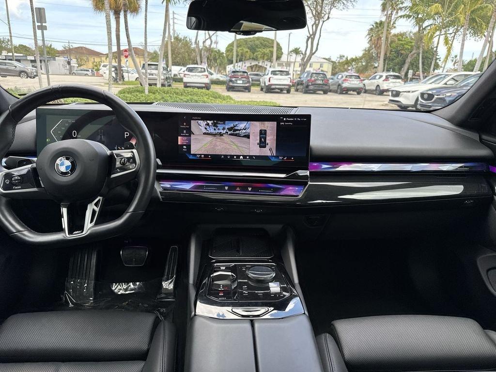 Bmw 5 Series 540I Xdrive Awd 4D Sedan - Thumbnail 16