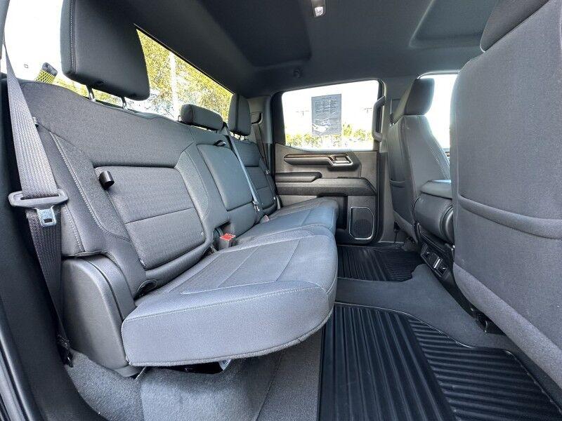 GMC Sierra 1500 - Thumbnail 17