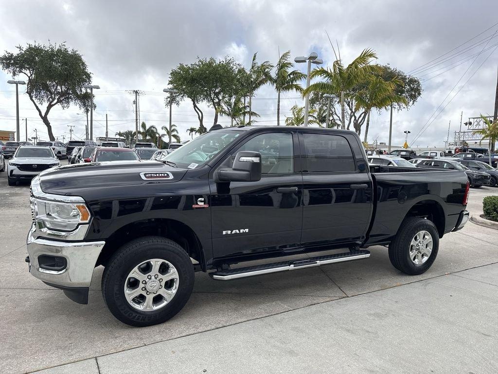 Ram 2500 Big Horn 4Wd 4D Crew Cab - Thumbnail 12