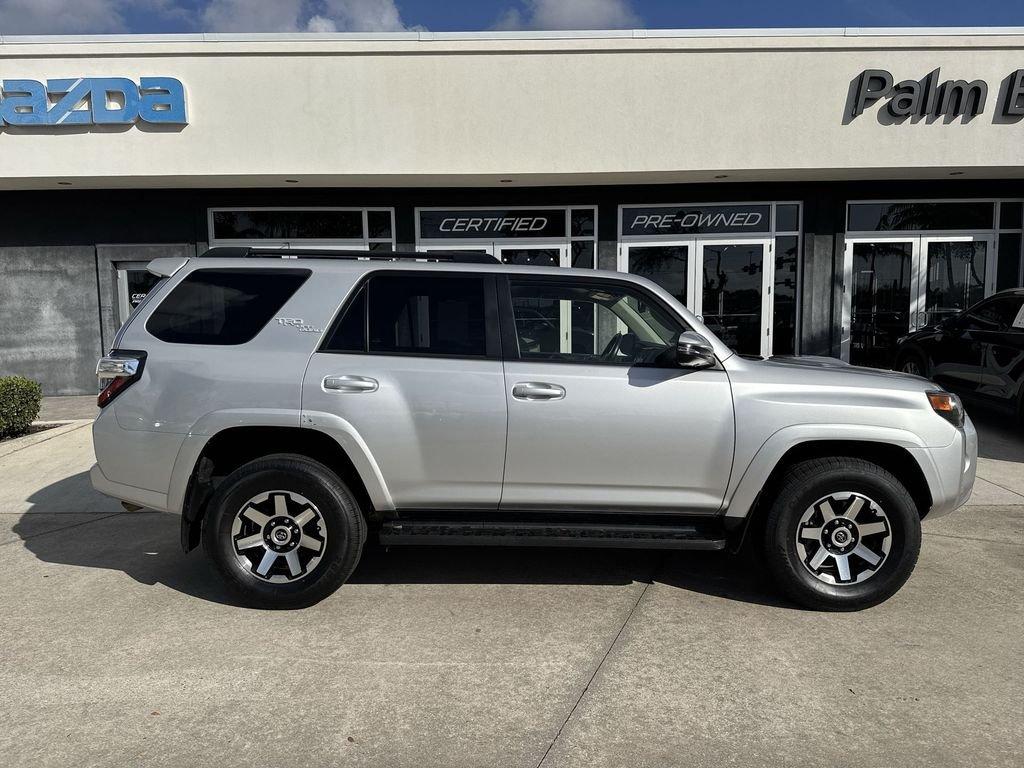 Toyota 4Runner Trd Off-Road Premium 4Wd 4D Sport Utility - Thumbnail 7