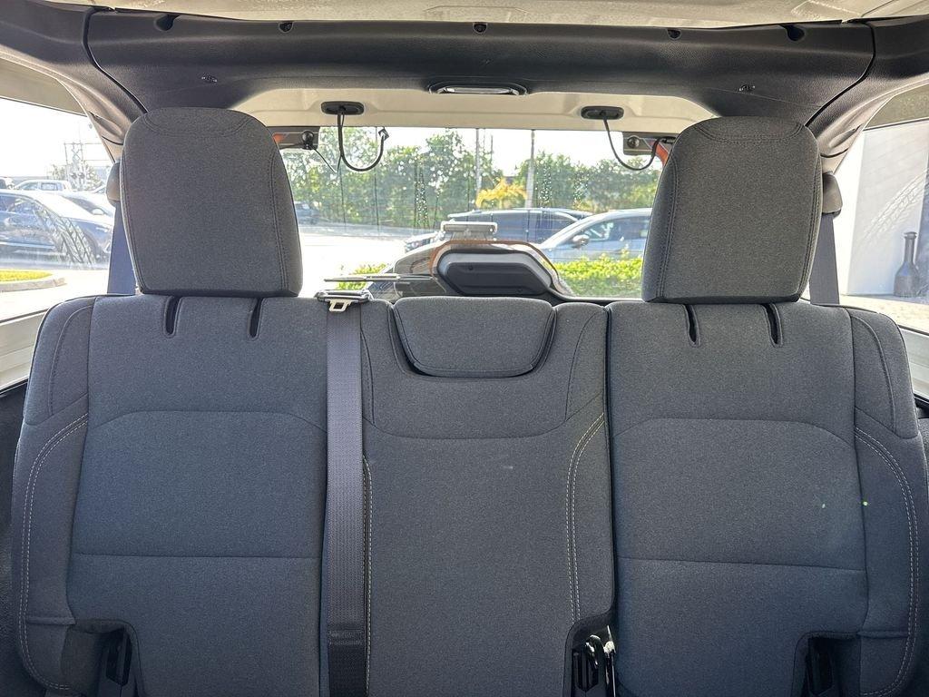 Jeep Wrangler Sahara 4Wd 4D Sport Utility - Thumbnail 20