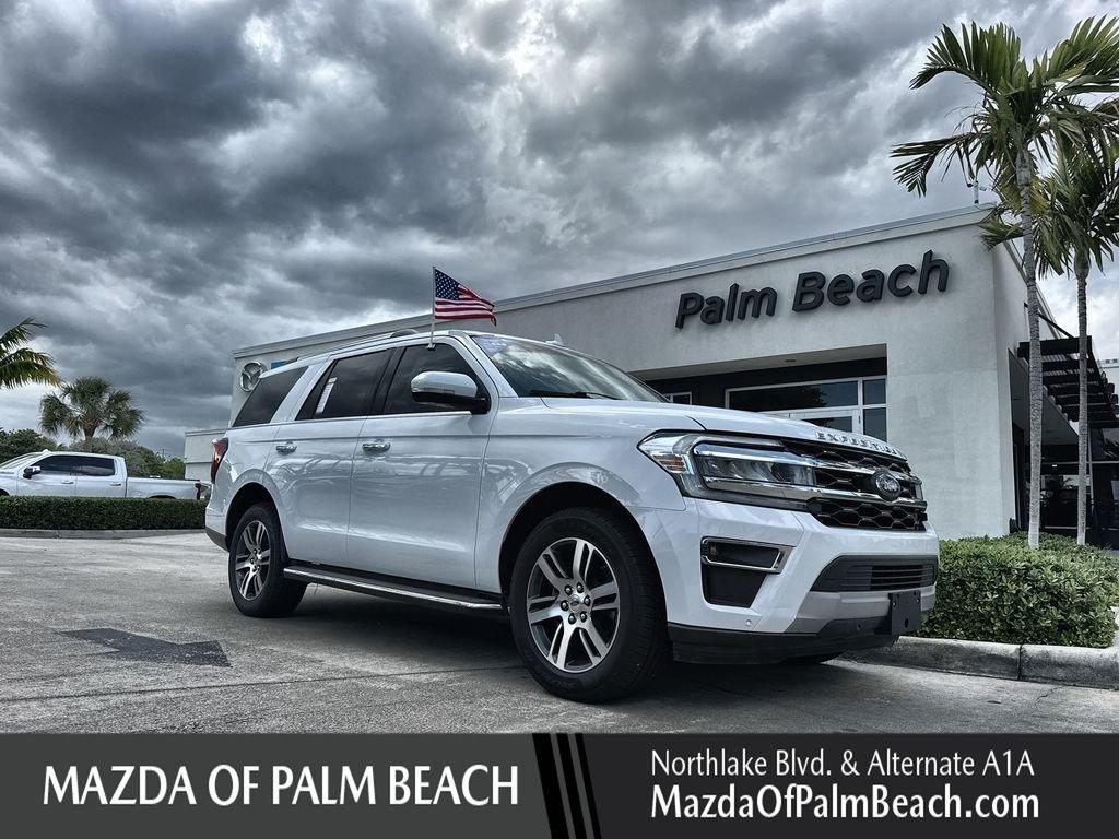 Ford Expedition Limited Rwd 4D Sport Utility - Thumbnail 2