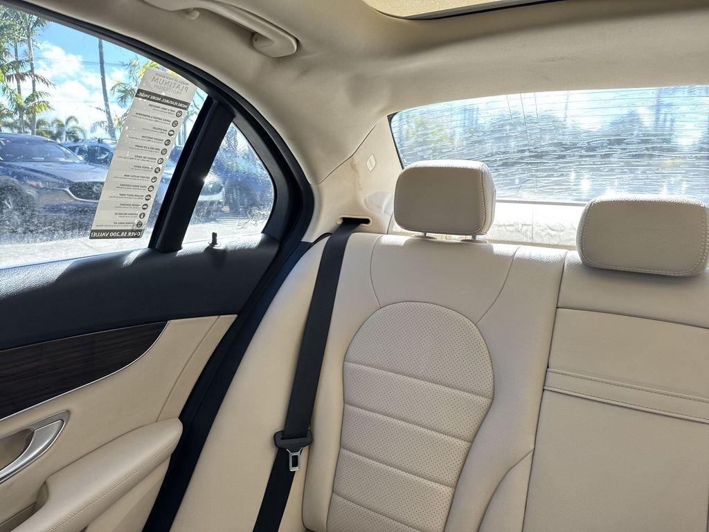 Mercedes-Benz C 300 Rwd 4D Sedan - Thumbnail 19