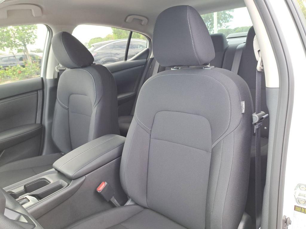 Nissan Sentra S - Thumbnail 20