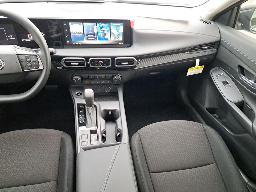 Nissan Sentra S - Thumbnail 18