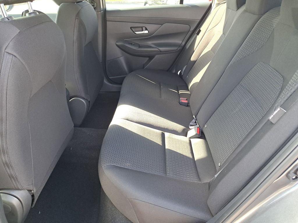 Nissan Sentra S - Thumbnail 13