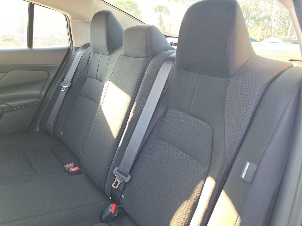 Nissan Sentra S - Thumbnail 14