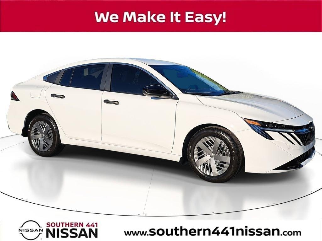 Nissan Sentra S - Thumbnail 2