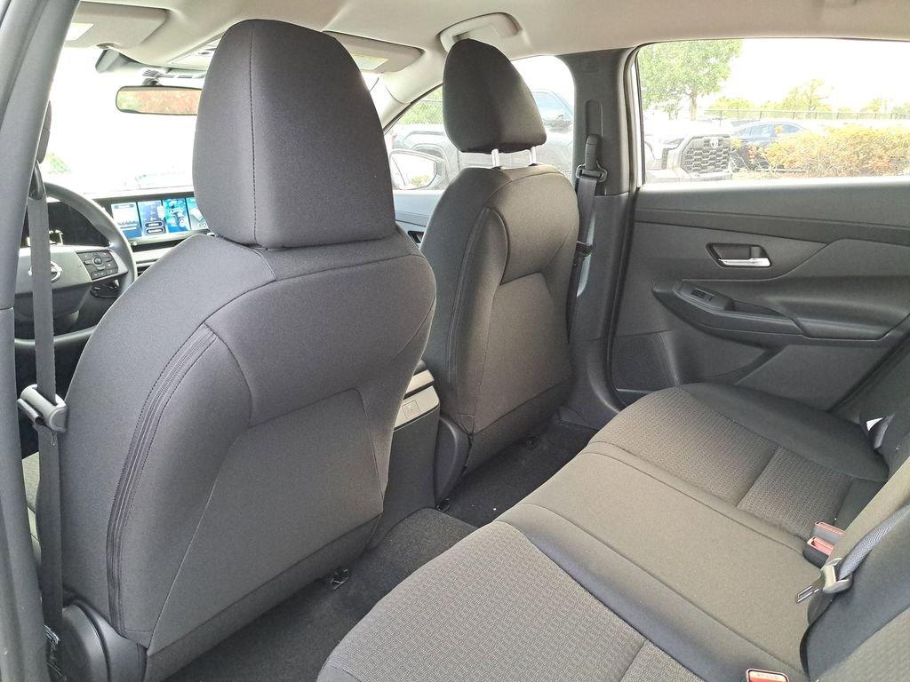 Nissan Sentra S - Thumbnail 13