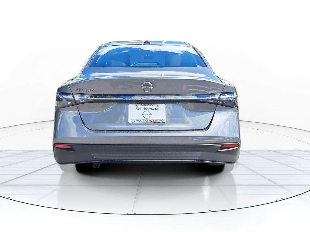 Nissan Sentra Sv - Thumbnail 7