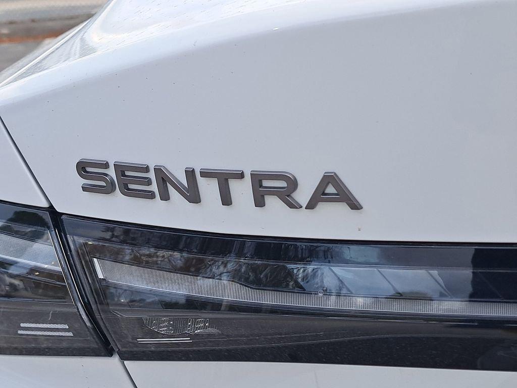 Nissan Sentra Sv - Thumbnail 10