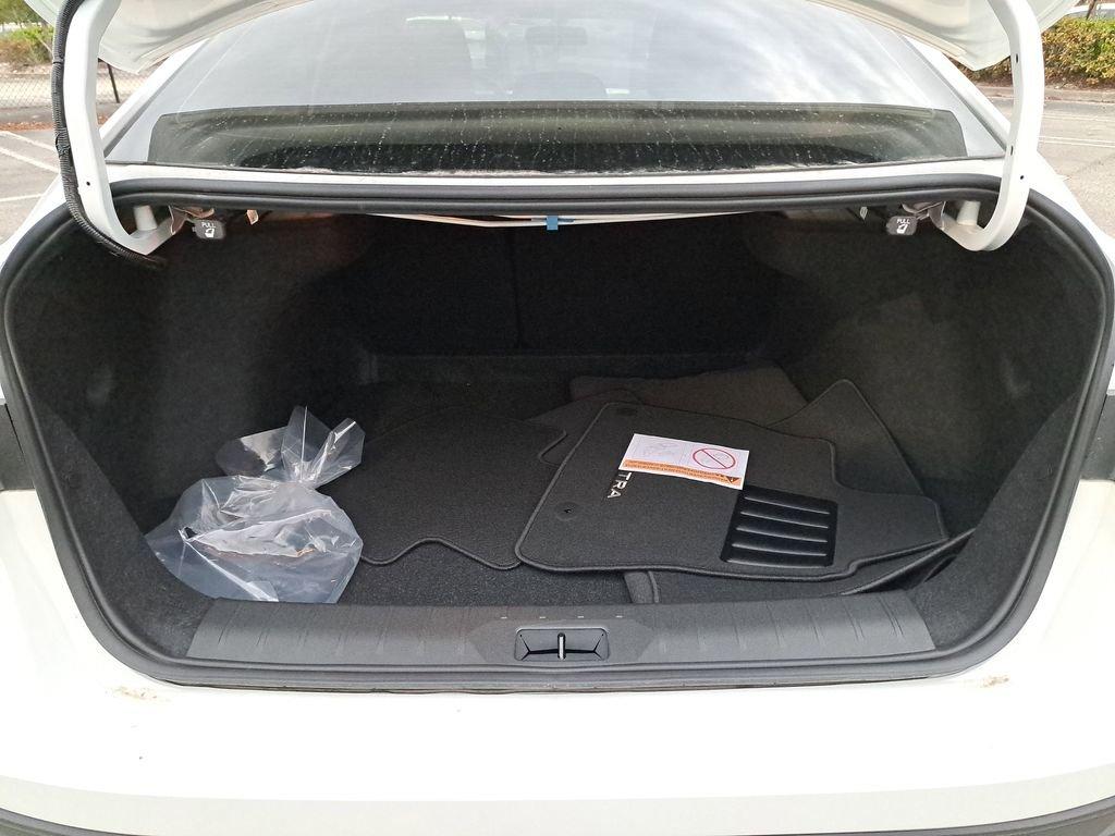 Nissan Sentra Sv - Thumbnail 11