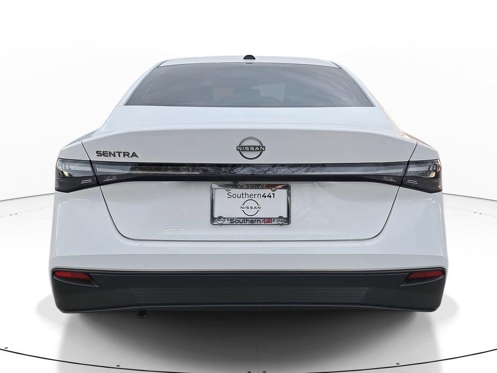 Nissan Sentra Sv - Thumbnail 7