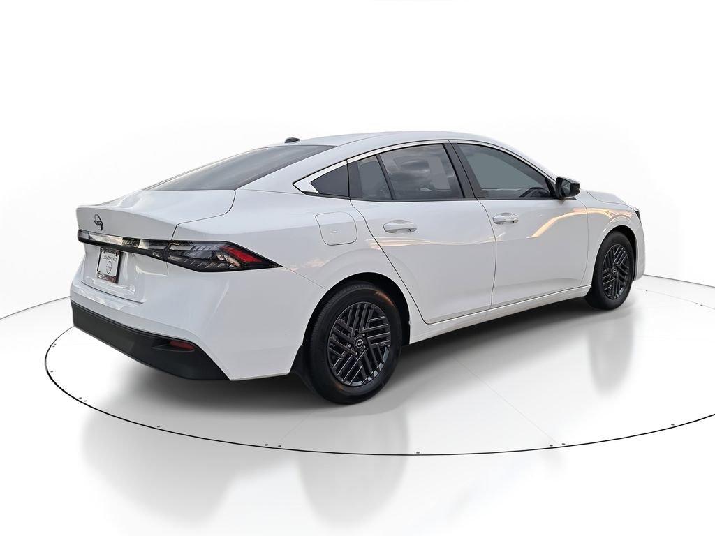 Nissan Sentra Sv - Thumbnail 8