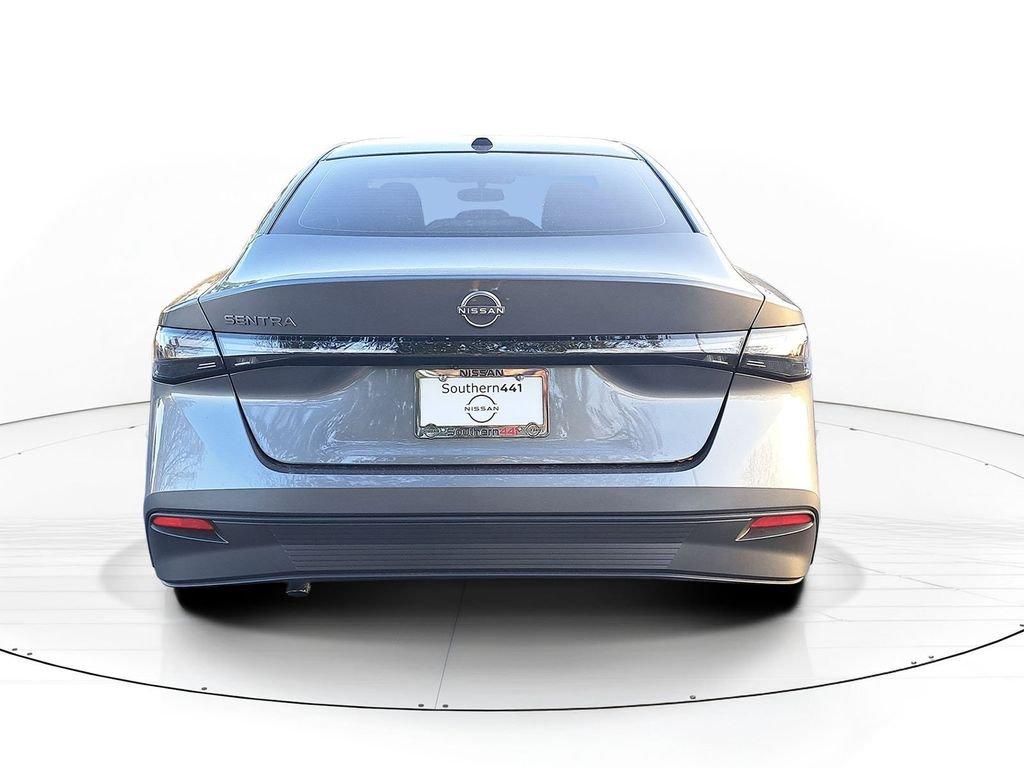 Nissan Sentra Sv - Thumbnail 7