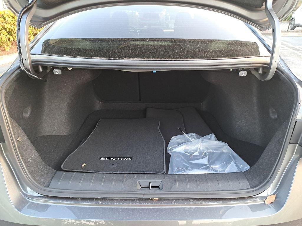 Nissan Sentra Sv - Thumbnail 11