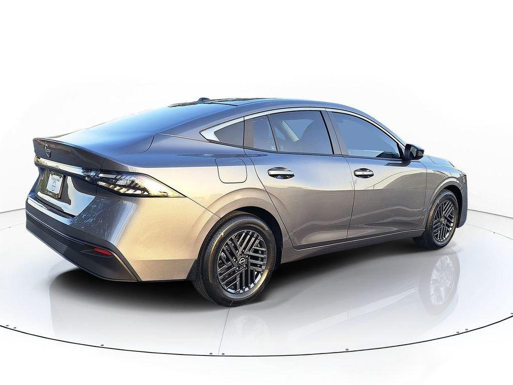 Nissan Sentra Sv - Thumbnail 8