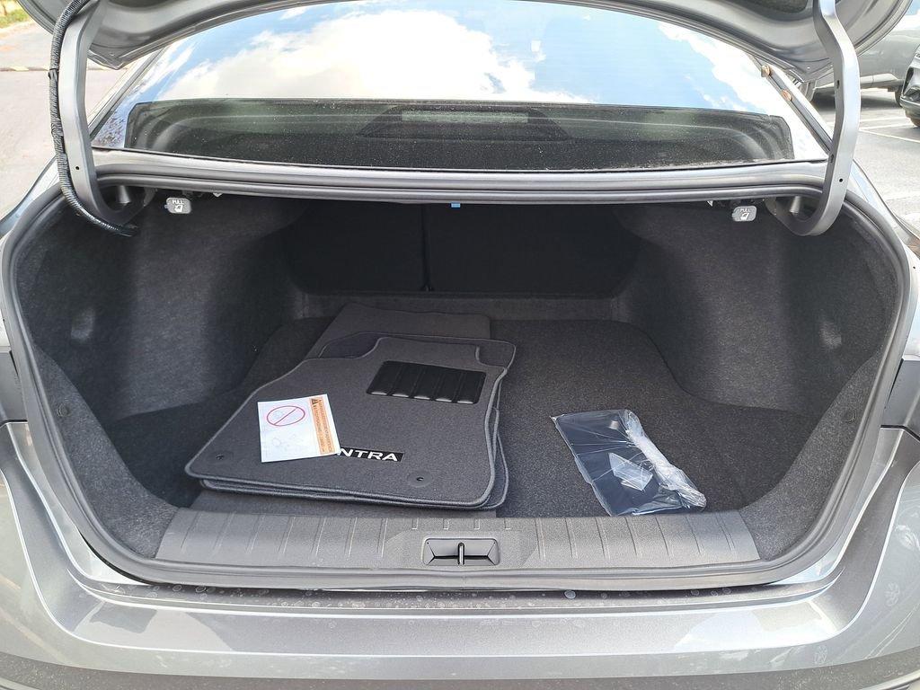 Nissan Sentra Sv - Thumbnail 11