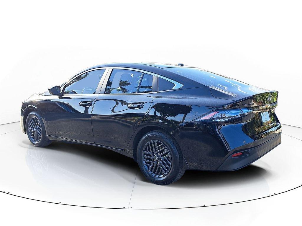 Nissan Sentra Sv - Thumbnail 6