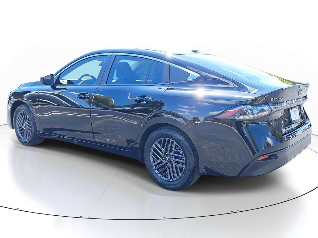 Nissan Sentra Sv - Thumbnail 6