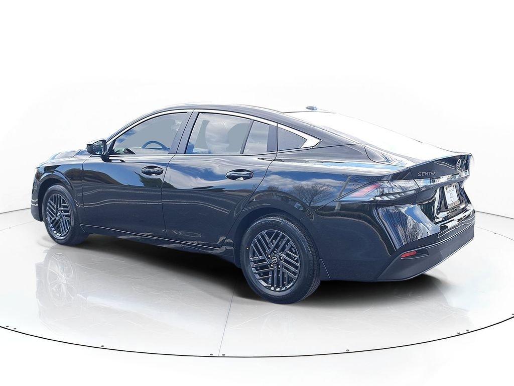 Nissan Sentra Sv - Thumbnail 6