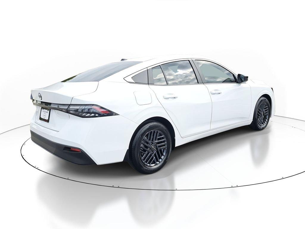 Nissan Sentra Sv - Thumbnail 8