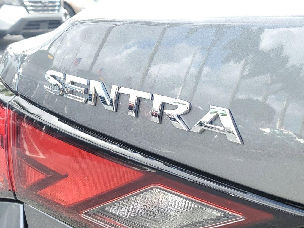 Nissan Sentra S - Thumbnail 10