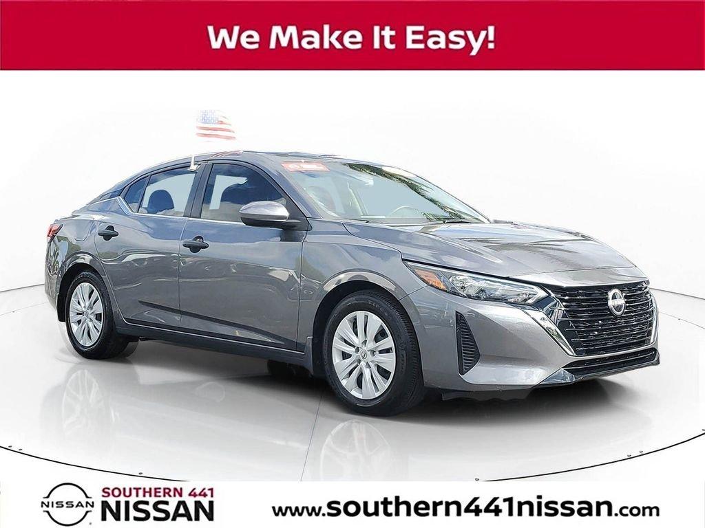 Nissan Sentra S - Thumbnail 2