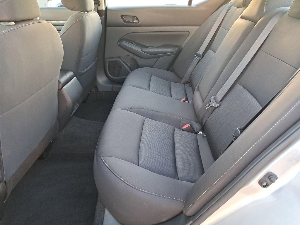 Nissan Altima 2.5 Sv - Thumbnail 13