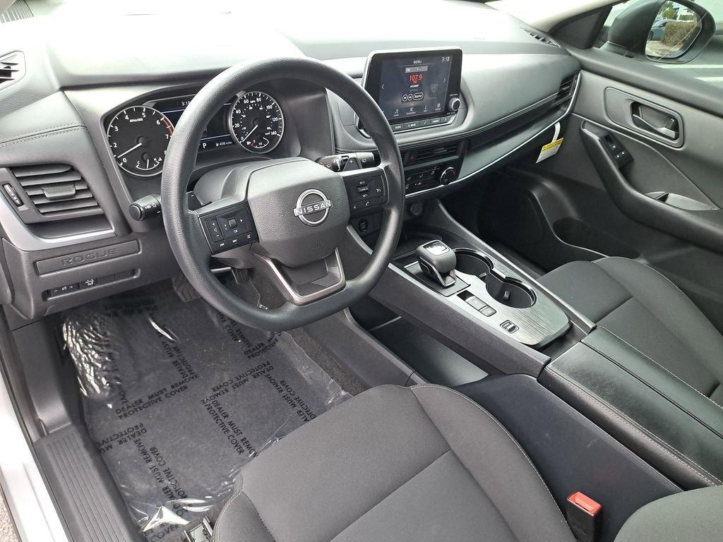 Nissan Rogue S - Thumbnail 19