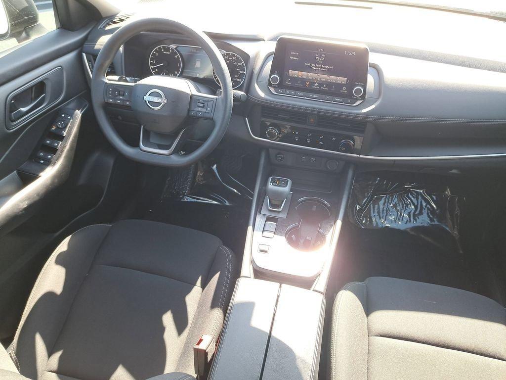 Nissan Rogue S - Thumbnail 16