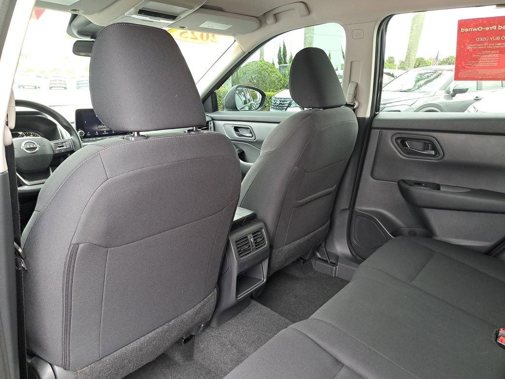 Nissan Rogue S - Thumbnail 12