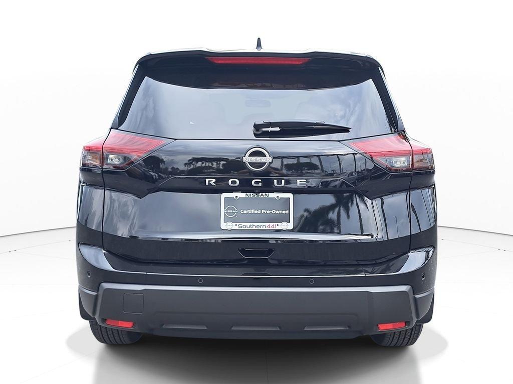 Nissan Rogue S - Thumbnail 7