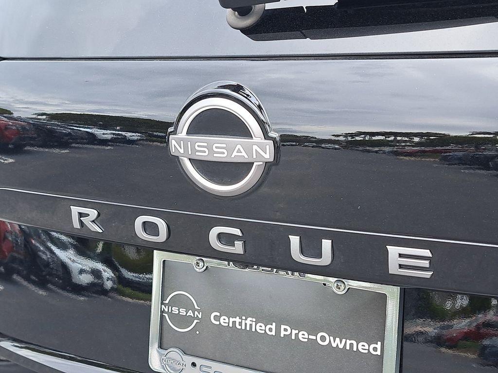 Nissan Rogue S - Thumbnail 10