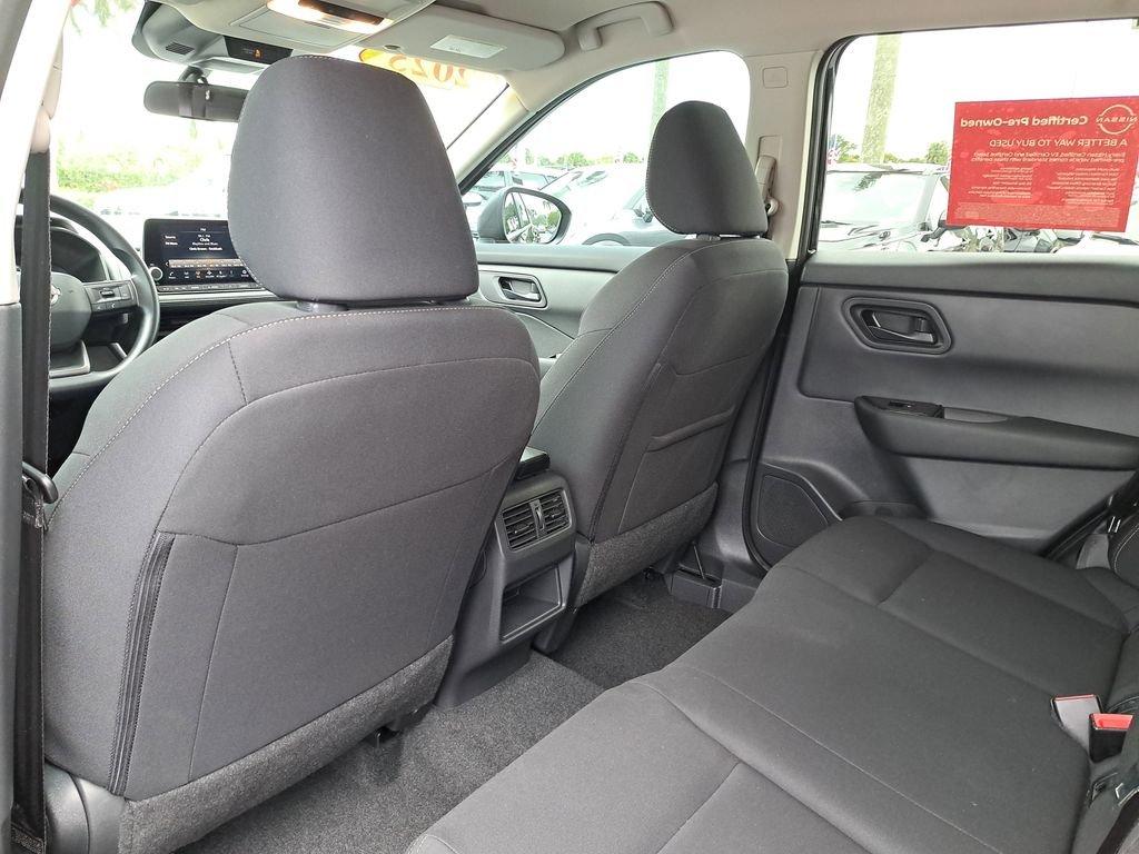 Nissan Rogue S - Thumbnail 12