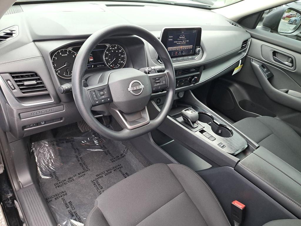 Nissan Rogue S - Thumbnail 19