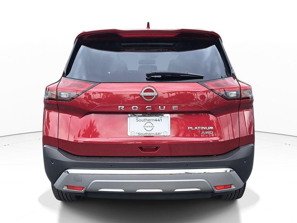 Nissan Rogue Platinum - Thumbnail 7