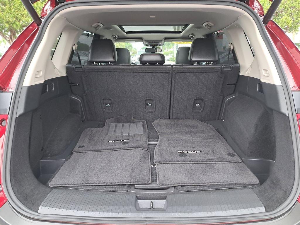 Nissan Rogue Platinum - Thumbnail 11