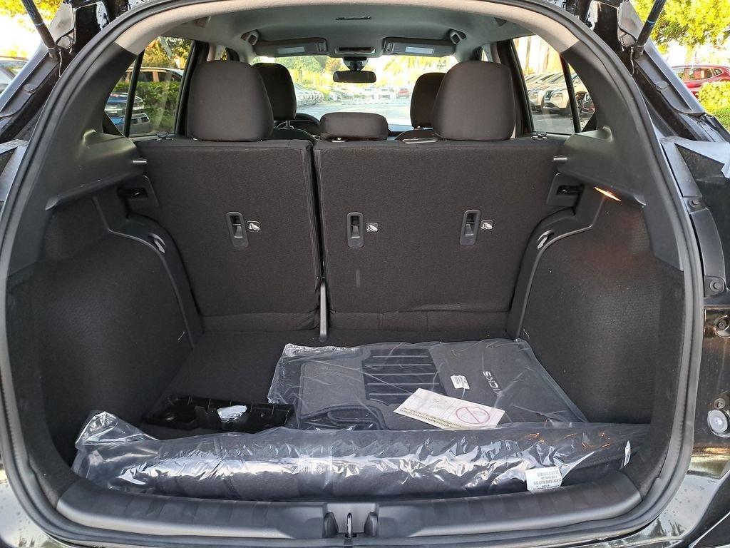 Nissan Kicks Play S - Thumbnail 11