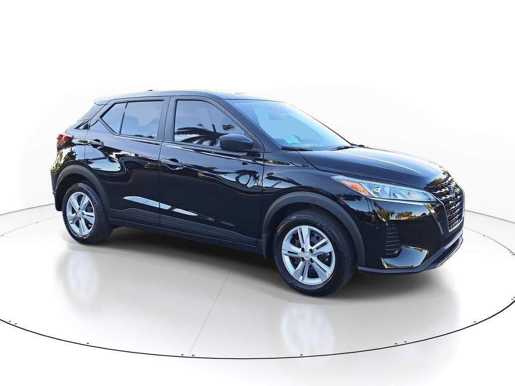 Nissan Kicks Play S - Thumbnail 3