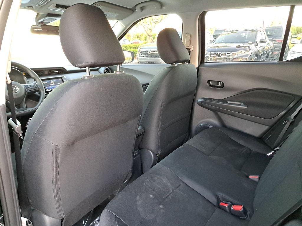 Nissan Kicks Play S - Thumbnail 12