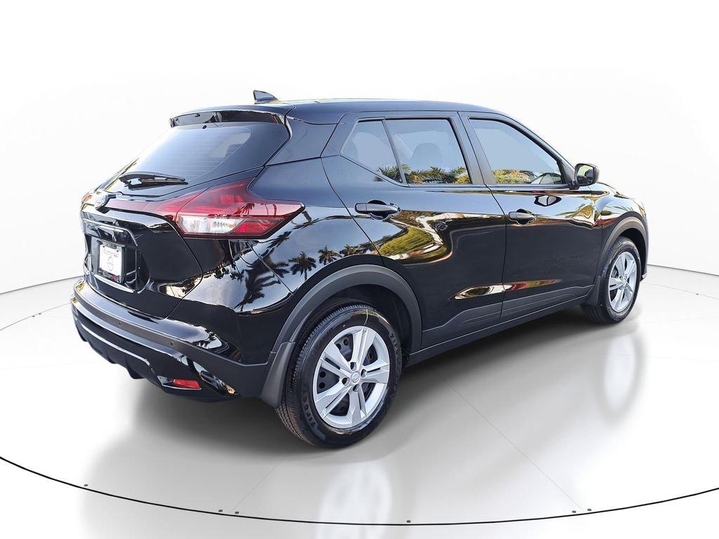 Nissan Kicks Play S - Thumbnail 8