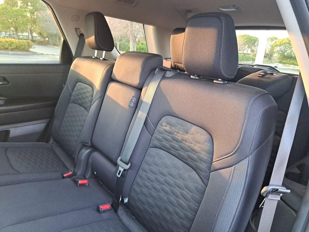 Nissan Pathfinder Sv - Thumbnail 14